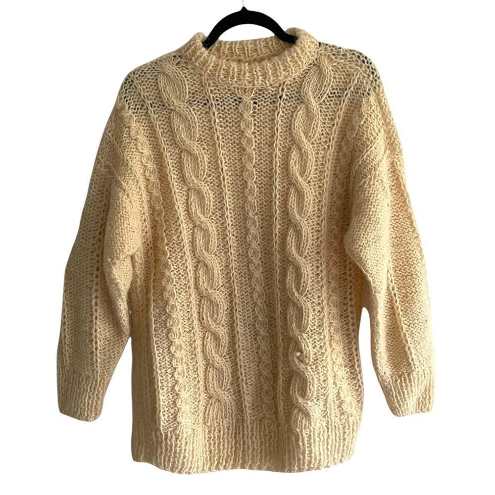 HAND KNIT Wool Chunky Knit Crew Neck Long Sleeve Cable Knit Sweater Cream L